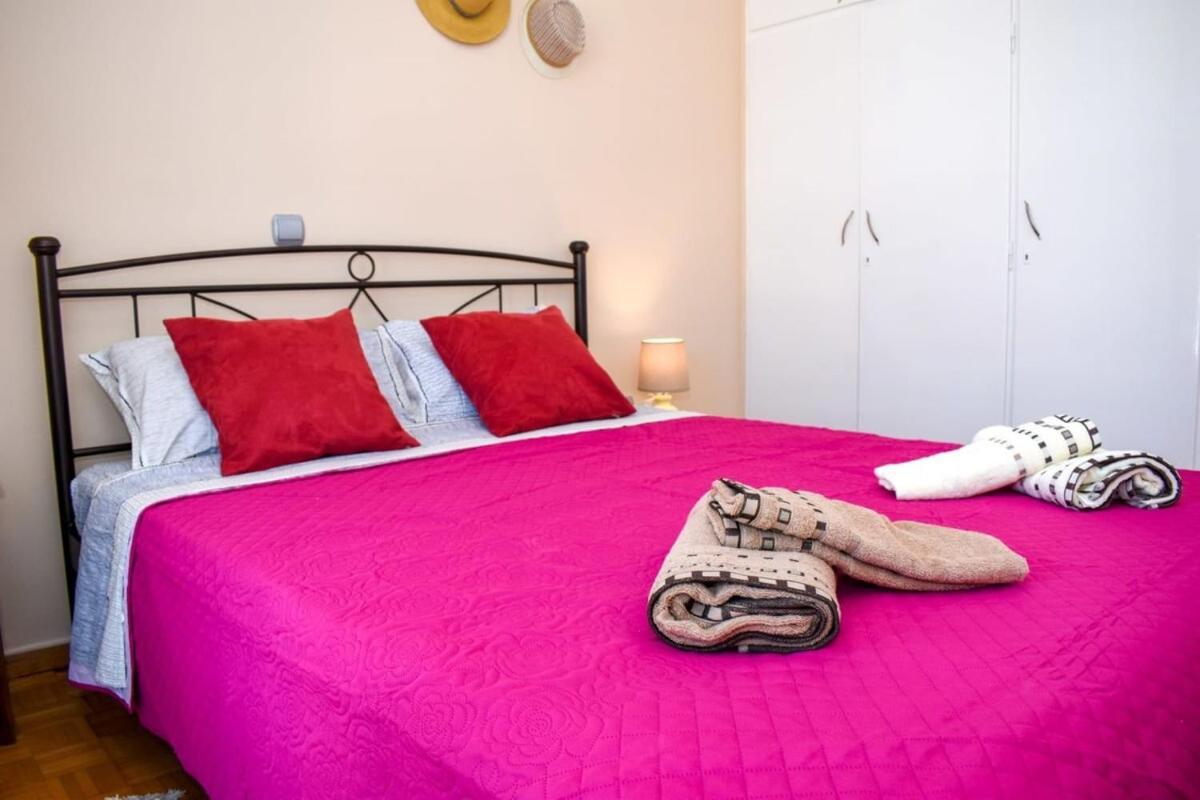 Cozy Flat On The Main Square, 10Min To The Sea Villa Kalamata Ngoại thất bức ảnh