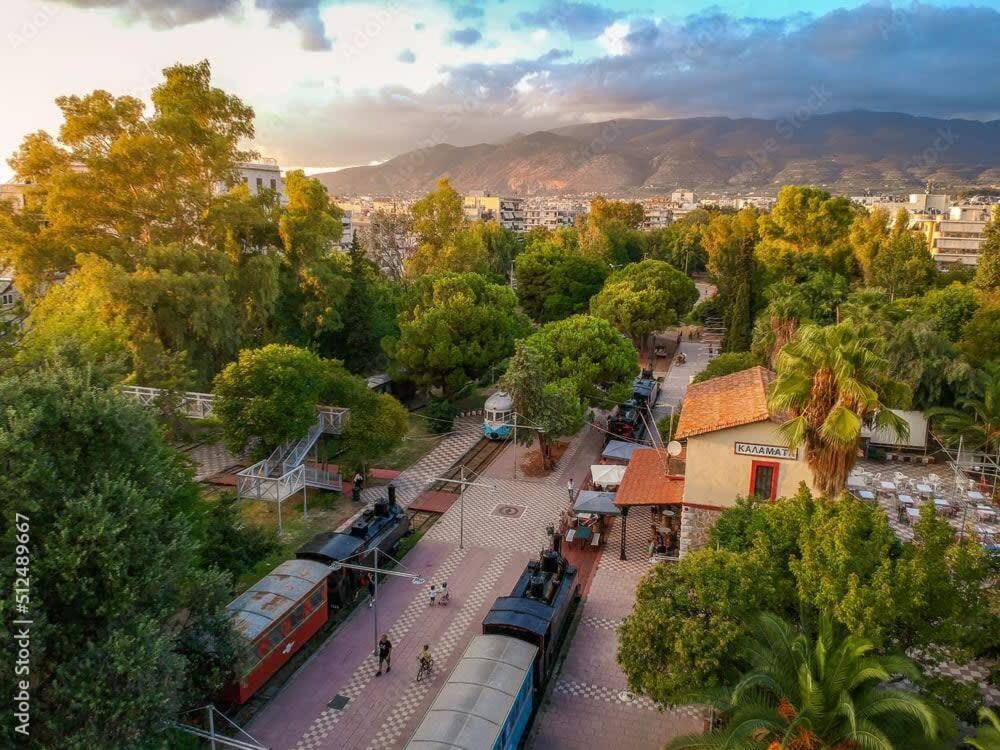 Cozy Flat On The Main Square, 10Min To The Sea Villa Kalamata Ngoại thất bức ảnh