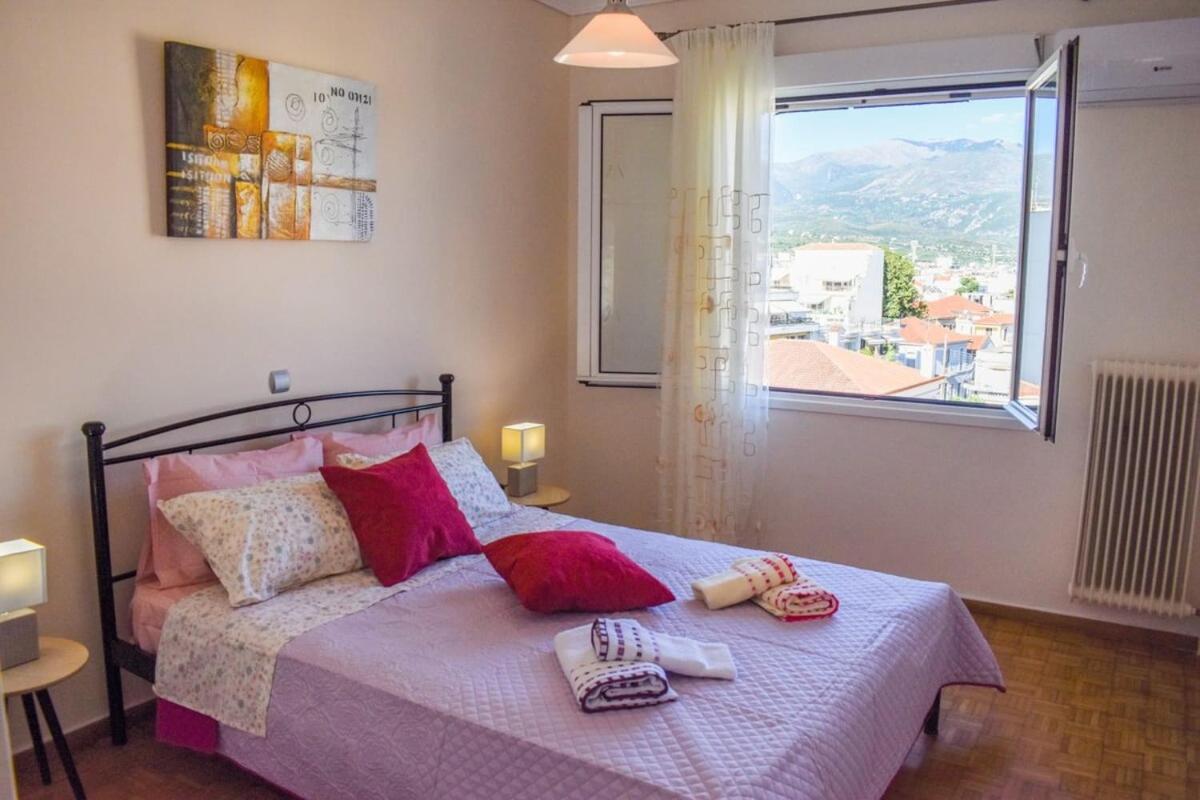 Cozy Flat On The Main Square, 10Min To The Sea Villa Kalamata Ngoại thất bức ảnh