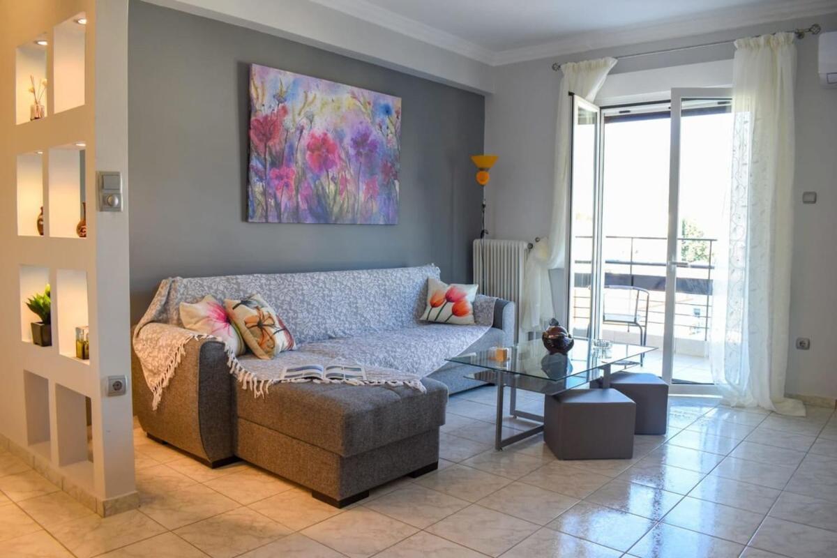 Cozy Flat On The Main Square, 10Min To The Sea Villa Kalamata Ngoại thất bức ảnh